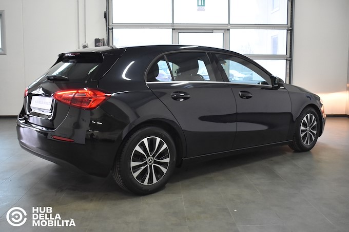 MERCEDES-BENZ A 180 d Executive